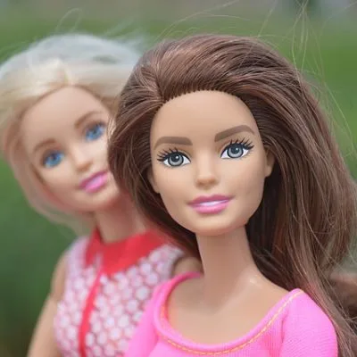 Pro Tips On Going From Brunette To Blonde